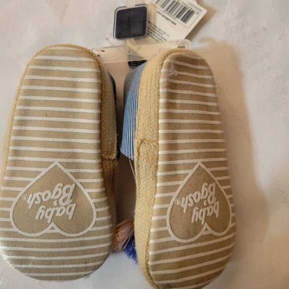 Baby B'Gosh size 4 9-12 month shoes NWT. Mixed Bin Z30 - Picture 2 of 2